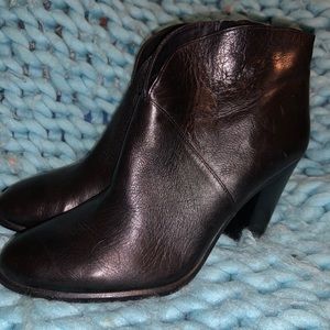 Black heeled booties